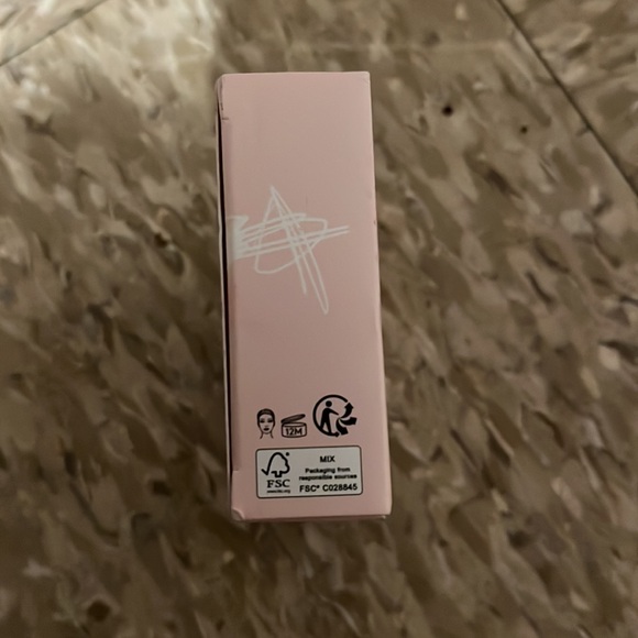 NWT Fenty Beauty INVISIMATTE Instant Setting Blotting Powder Full Size - Picture 2 of 5